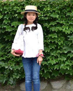 ペプラムブラウス