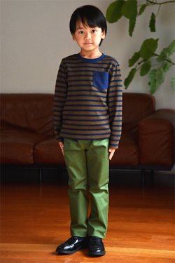 ストレートパンツ