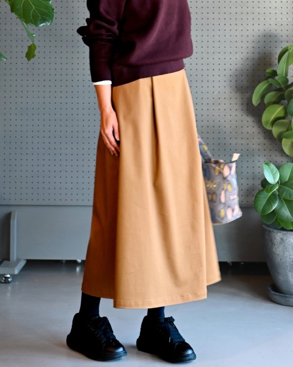 ハイウエストマキシスカート