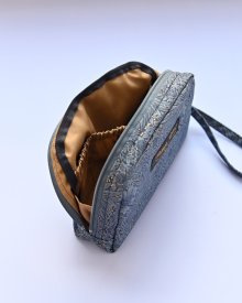 他の写真 (画像をクリックすると大きく見えます)3: ★V&Aストラップポーチ布地キット