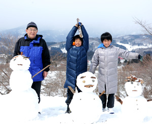 まだ雪です