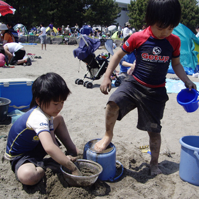 お休みは海へ