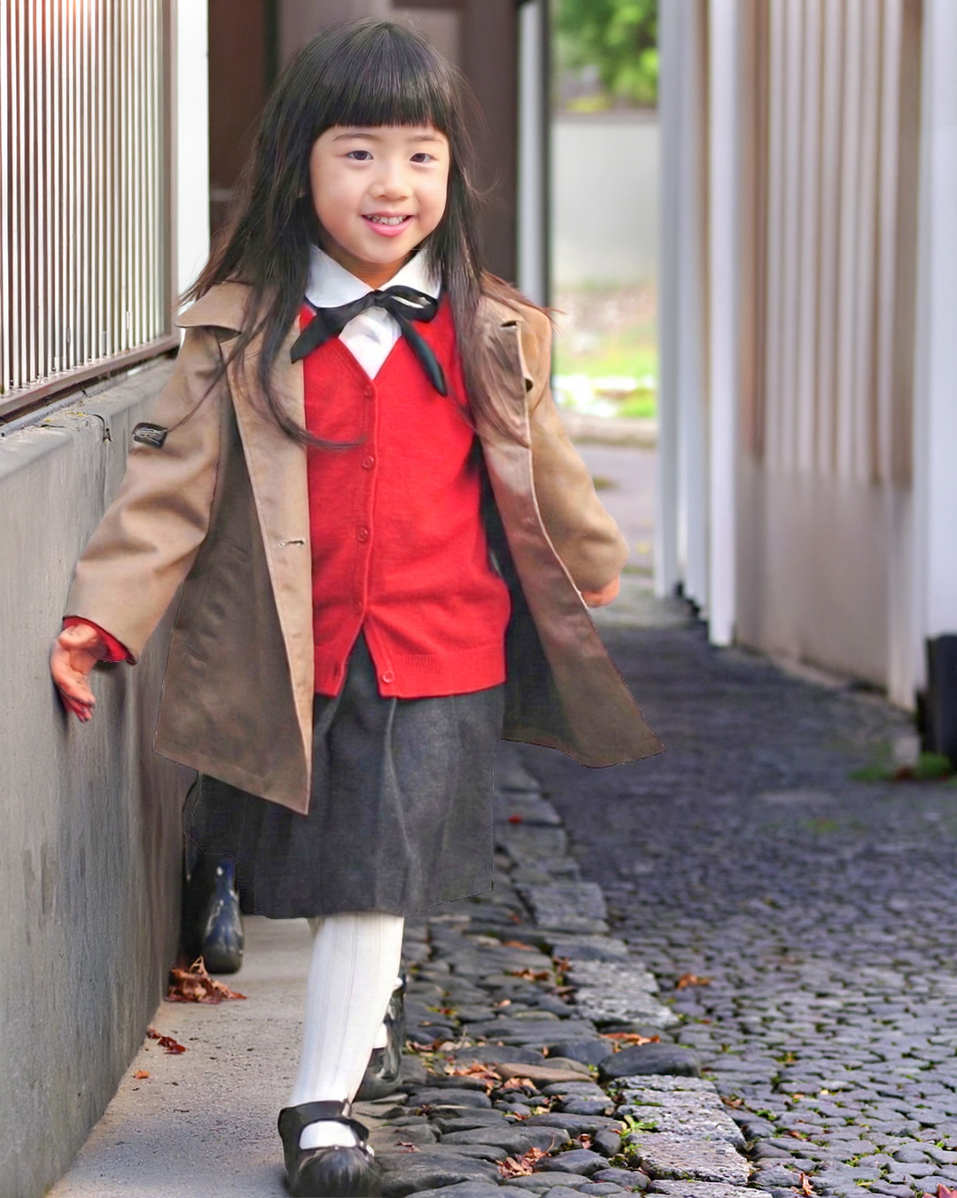 女の子コート着用